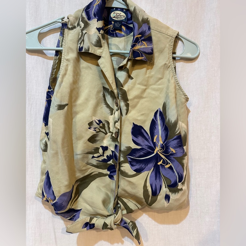 Tommy Bahama Women’s Crop Top
